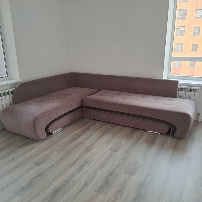 Диван креативный. Фабрика.