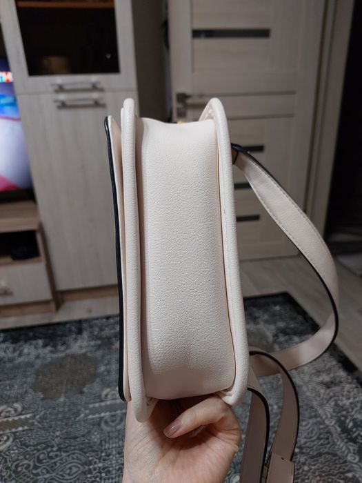 Продам сумочку! В отличном состоянии!