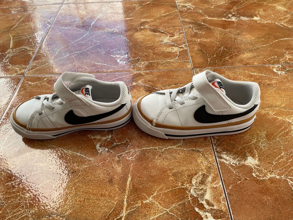 Гуменки Nike Court Legacy