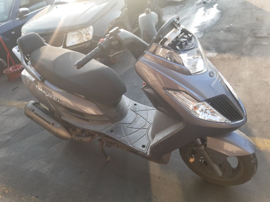 Мотоциклет скутер кимко динг(Kymco New DINK)125, 200 i на части