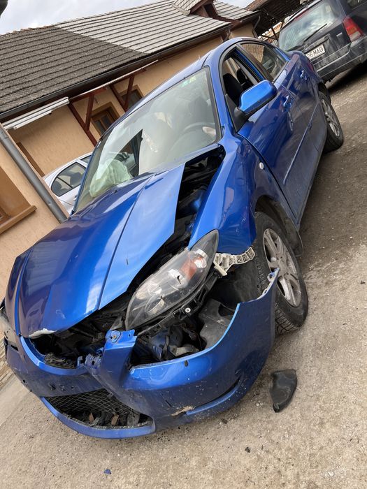 Dezmembrez Mazda 3 an 2006 motor 1.6 diesel Dpf Turbo