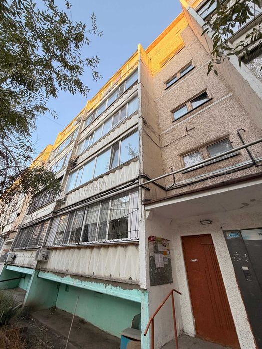 Продам 2х ком в центре