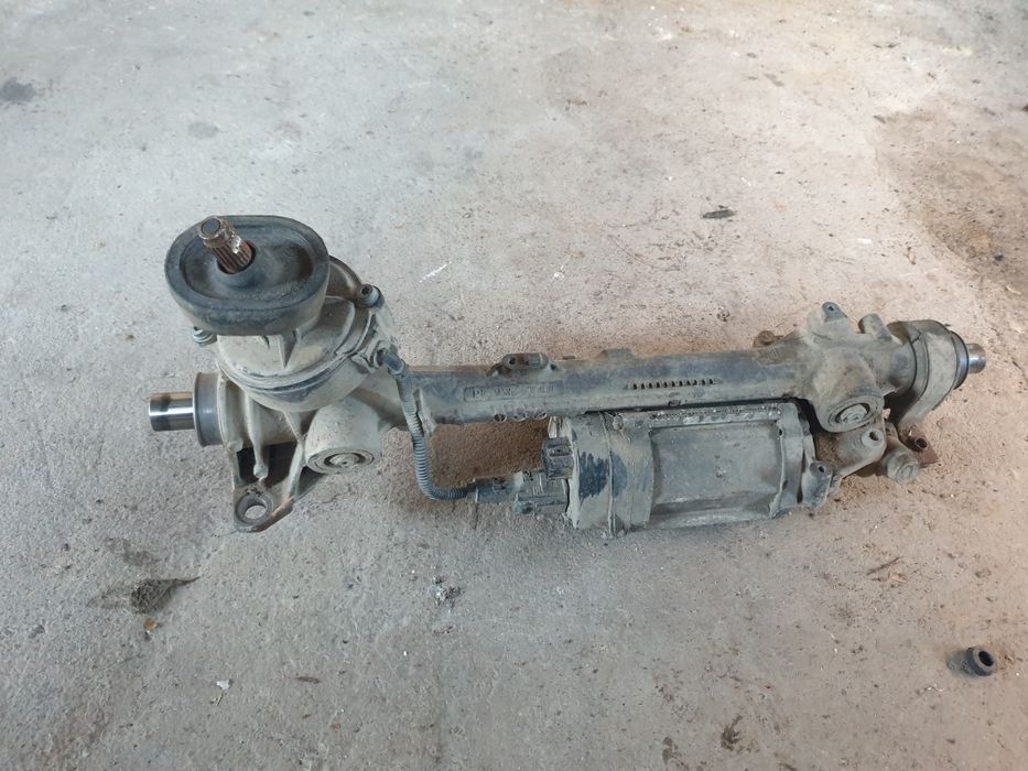 Caseta de direcție golf 5