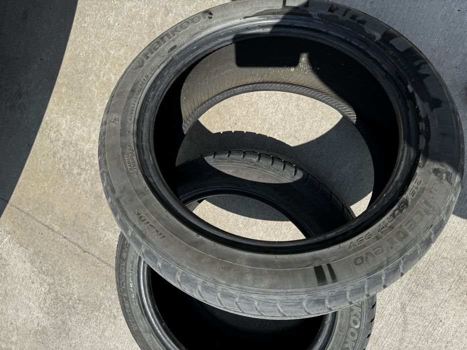 2бр зимни гуми Hankook 215 50 17