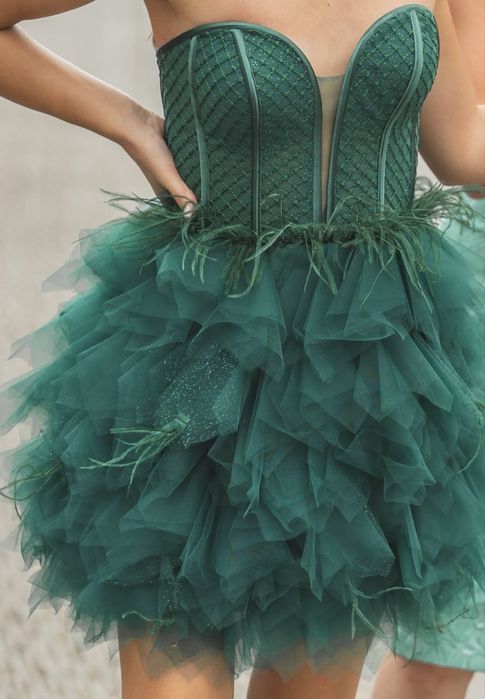 Официална къса рокля