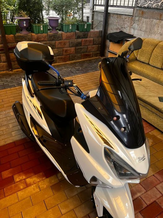 Мопед Макси  xioa Ai