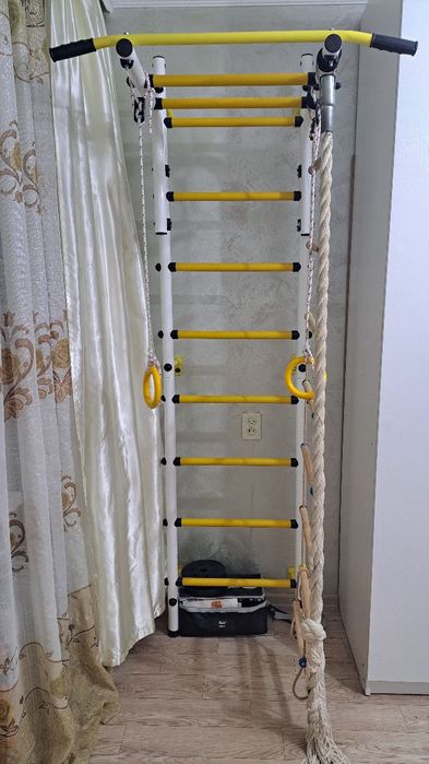 Продам швецкую стенку