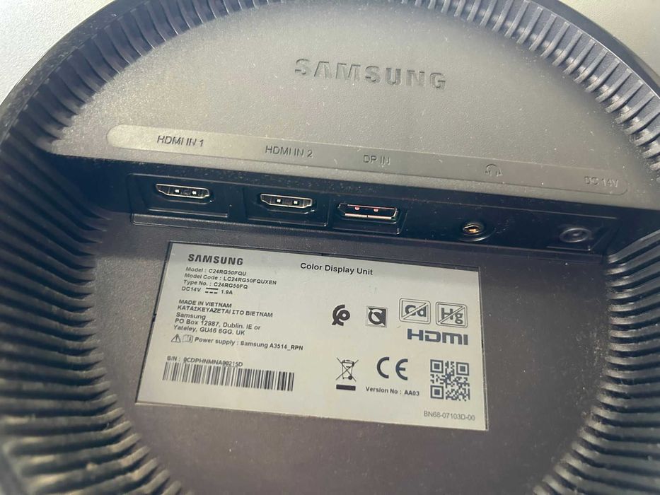 Monitor Gaming Samsung 24” 144Hz Curbat FreeSync
