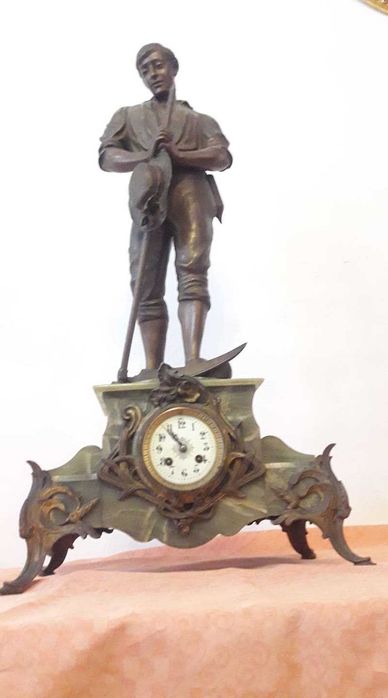 Ceas de semineu vintage