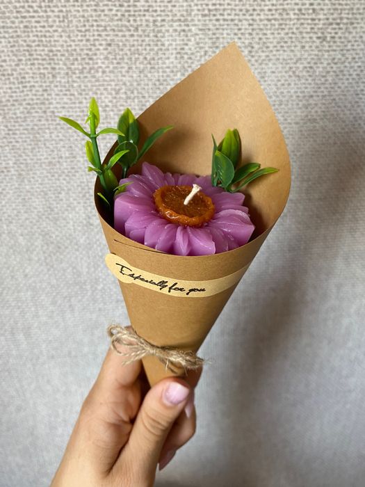 Букет от соеви свещи