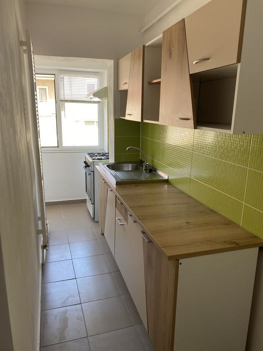 Inchiriez garsoniera zona micro IV