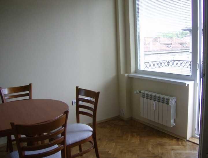Продава се Тристаен апартамент в София, Център - 80 кв.м за 6250 €/кв.м - Снимка #2