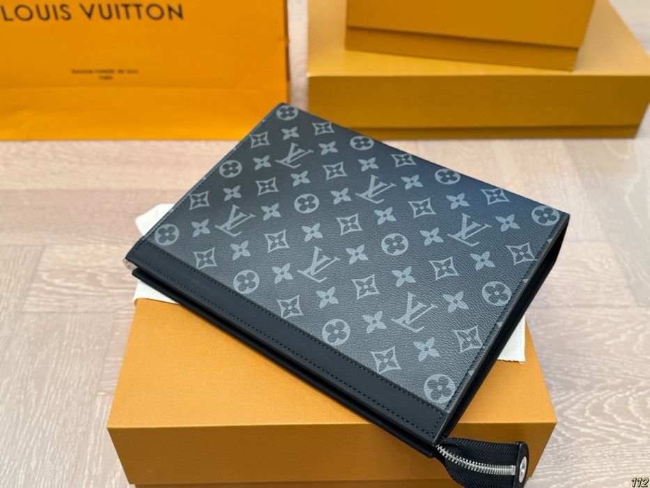 Несесер Louis Vuitton