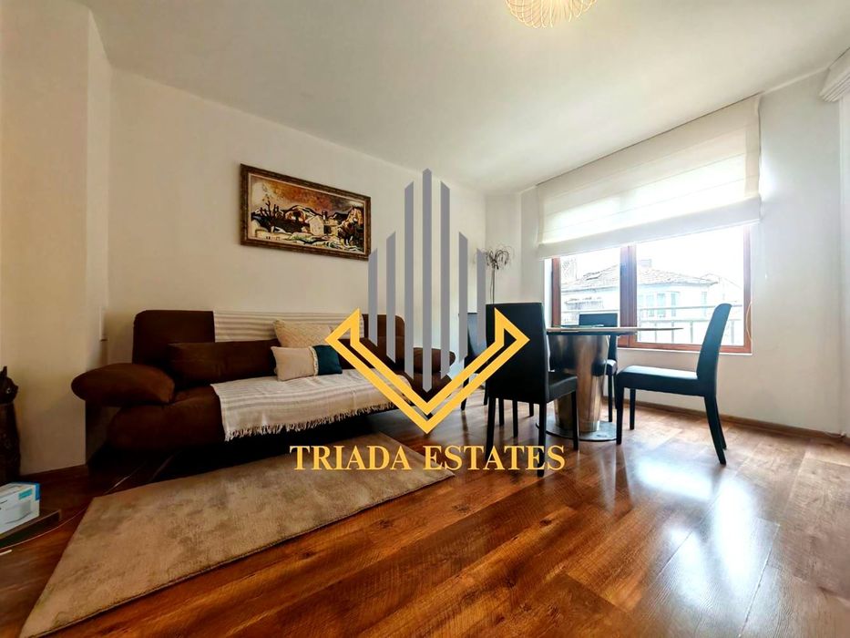 Дава се под наем Тристаен апартамент в Бургас, Център - 85 кв.м за 598.23 € - Снимка #12