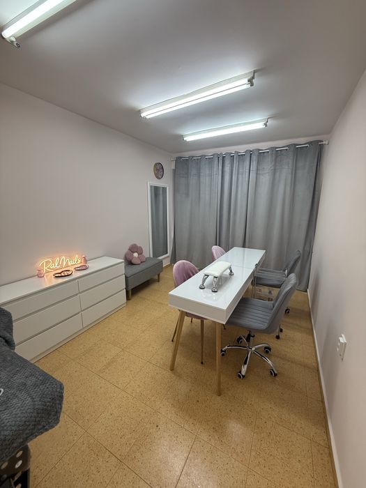 Дава се под наем  в София, Зона Б-5 -  кв.м за 400 € - Снимка #6