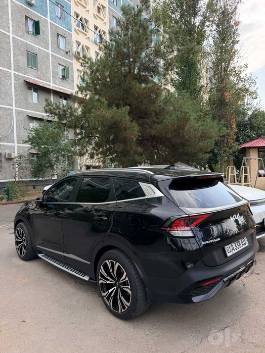 Продаю свою Kia Sportage 2023 Full наварот, черный