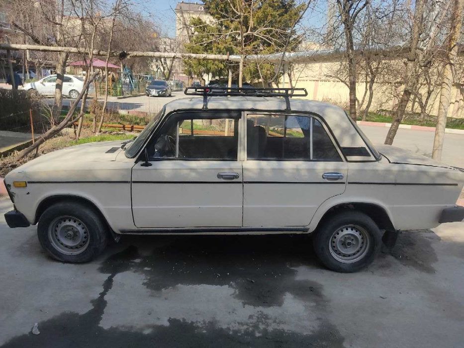 Машина Жигули ВАЗ 2106 в хорошем состоянии !!