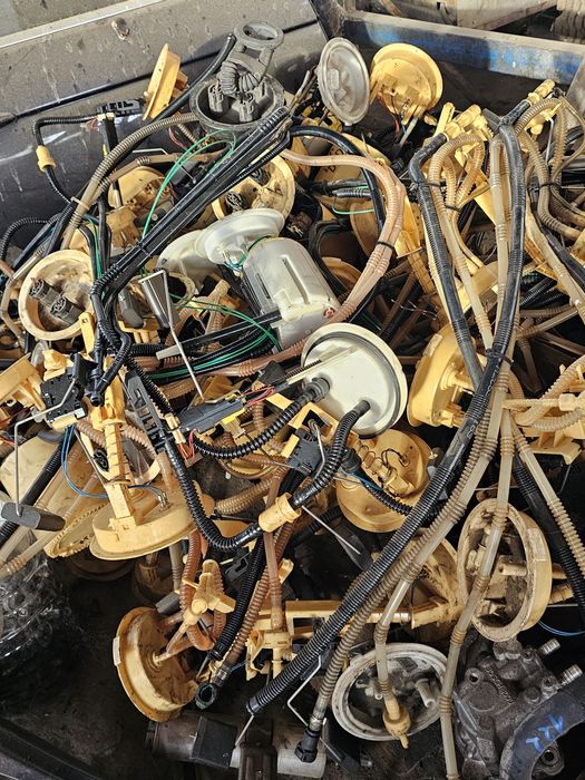 Помпа в резервоара за различни модели бмв bmw pompa нафтова горивна