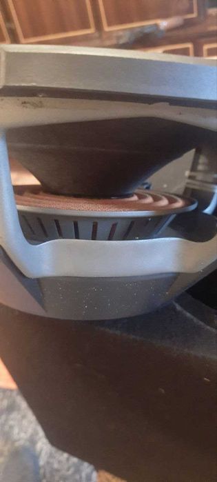 Продам сабвуфер Hertz ES 300.5 12"