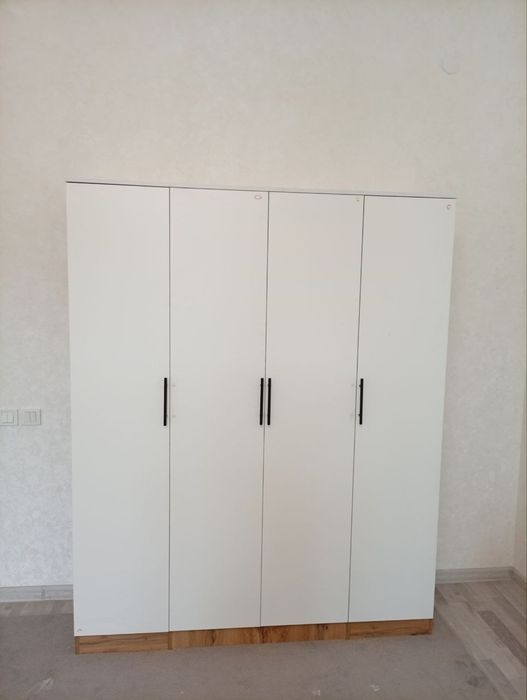 Shkaf sotiladi dastafka ustanovka bepul