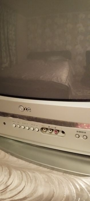 Телевизор LG б/у