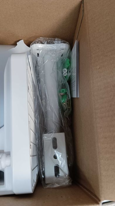 Соларна безжична въртяща камера 4G 10MP работи с СИМ SIM карта моб.дан