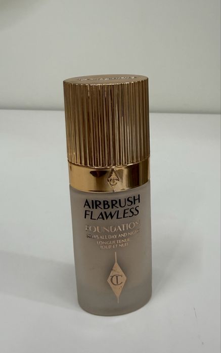 Charlotte tilbury airbrush flawless тоналка сатылады!