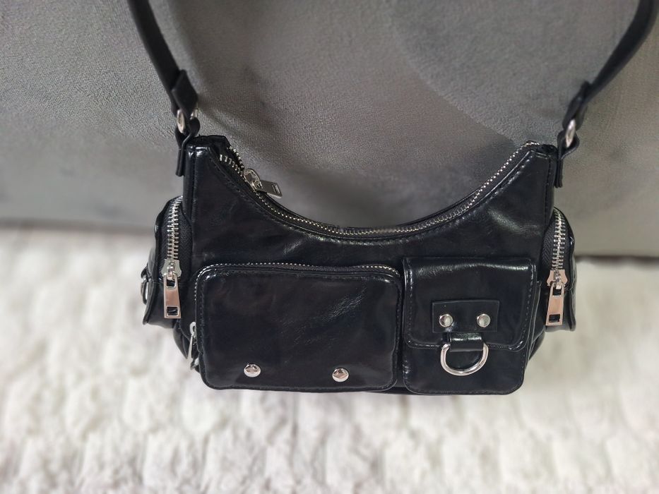 Geanta moderna, potrivita pentru petreceri si cluburi