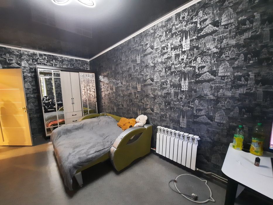 3к квартира, Бажова 57