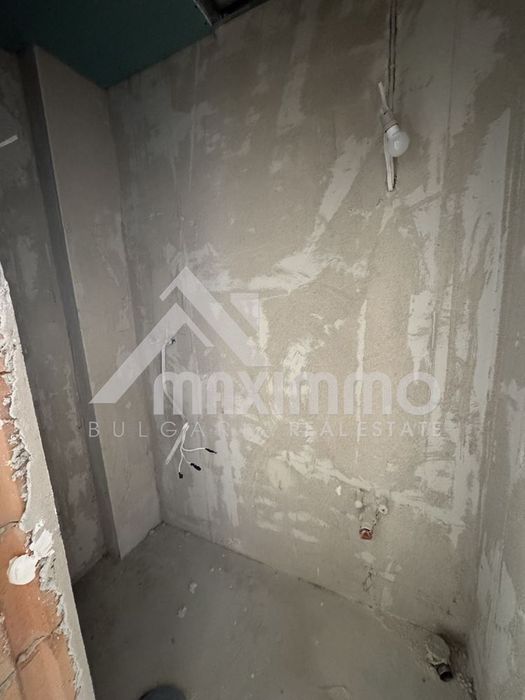 3-стаен в Варна-Кайсиева градина площ 95