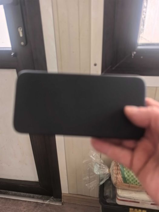 Скрита камера в безжична преносима батерия