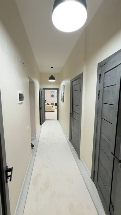 Olmazor tumani  uy sotiladi