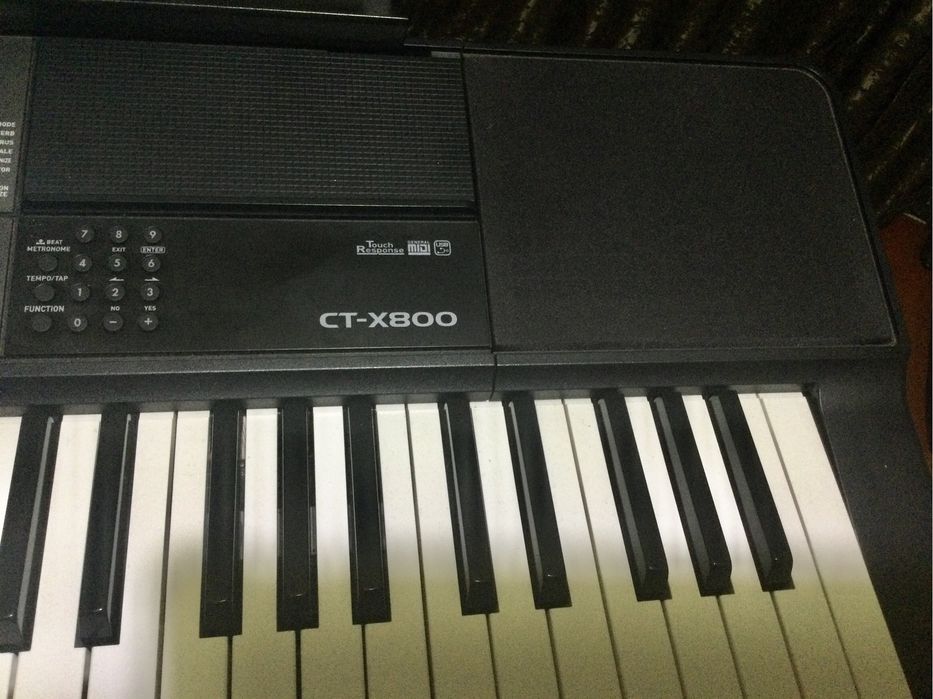 Синтезатор Casio CT-X800