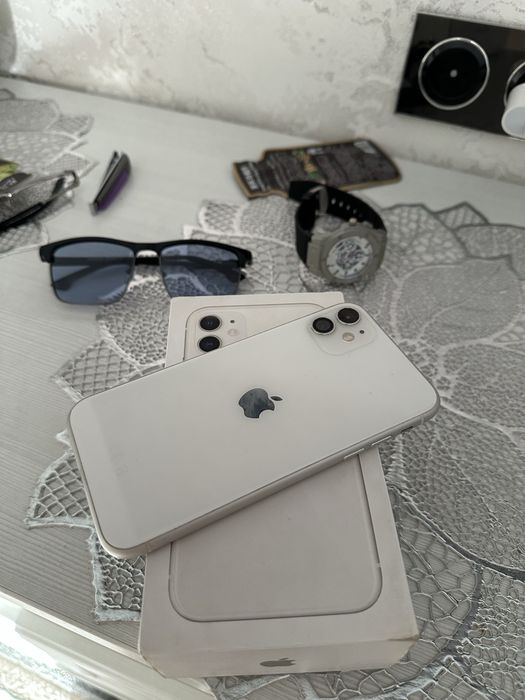 Айфон 11  сатлады идеал