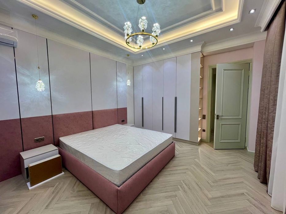 Продается Коттеджный дом на метро Минор, Алайский