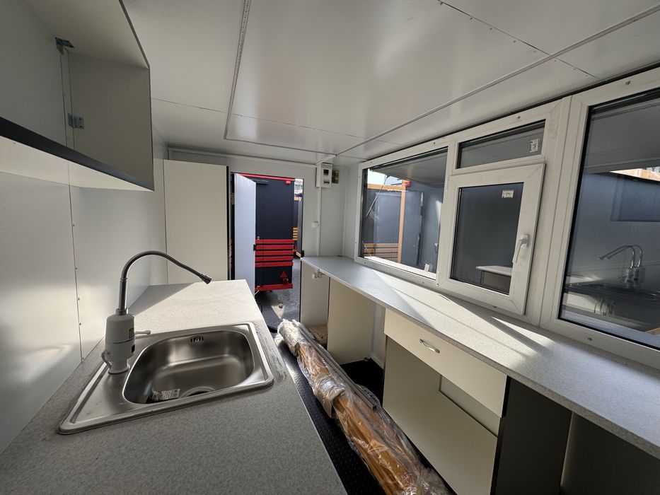 Каравана за бързо хранене с аспиратор 4*2м