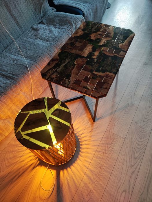 Журнальный столик