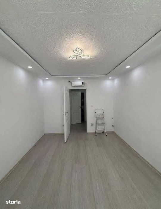 De vanzare garsoniera renovata, etj 1, zona Kaufland Pret: 19500euro