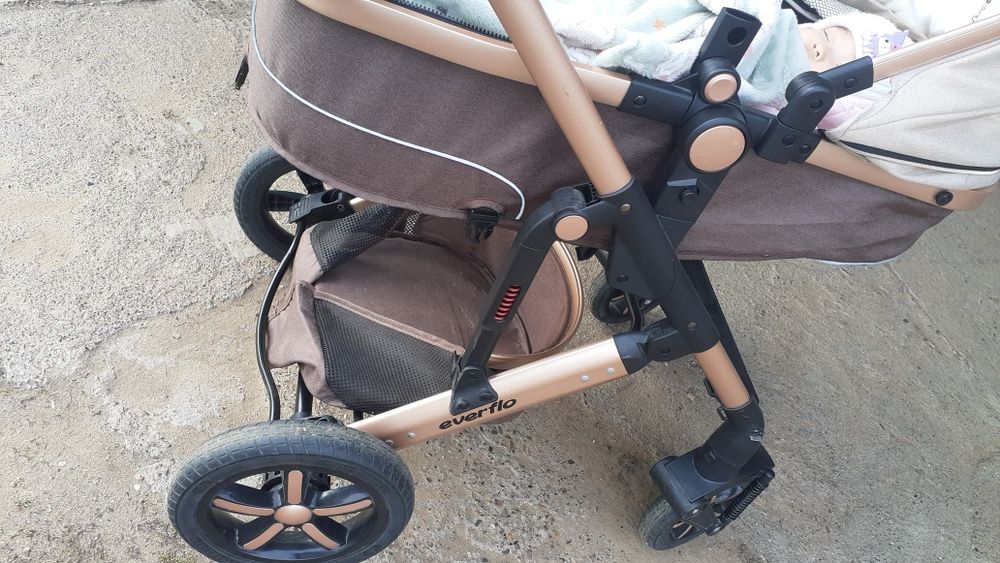 Продам детскую  коляску,в  отличном  состоянии