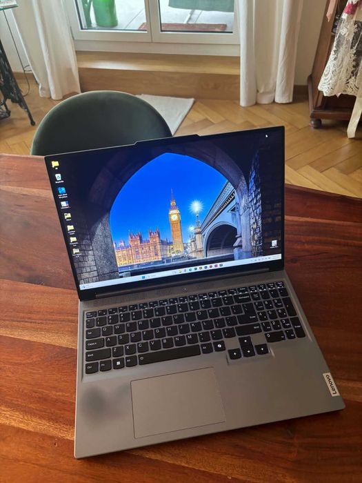 Laptop Lenovo Legion Slim 5 32GBRAM SSD1TB - NVIDIA GeForce RTX 4070 8GB