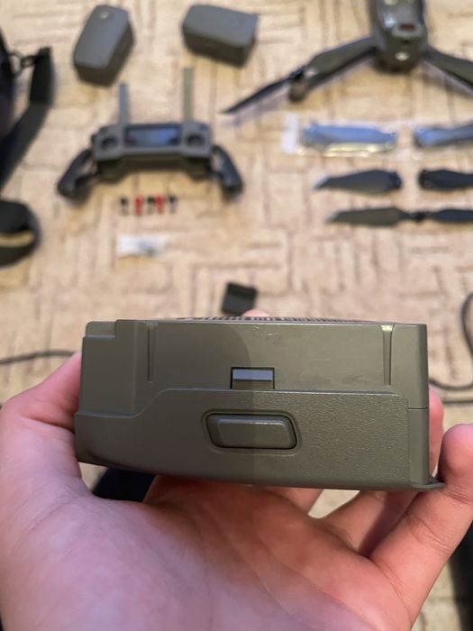 DJI Mavic 2 ZOOM + fly more kit