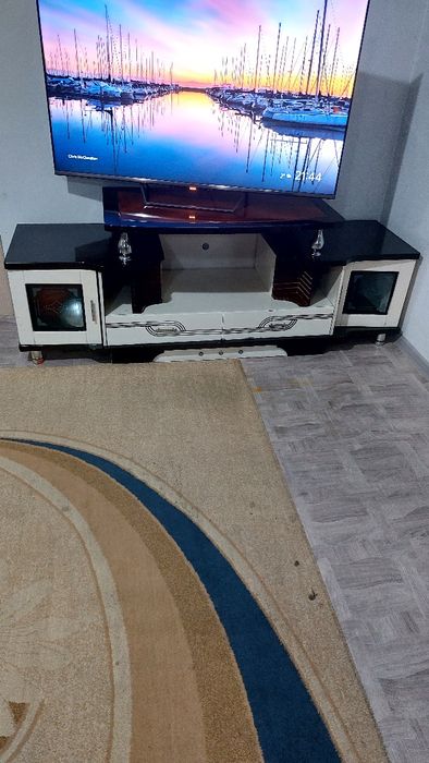 Тумбочка под телевизор