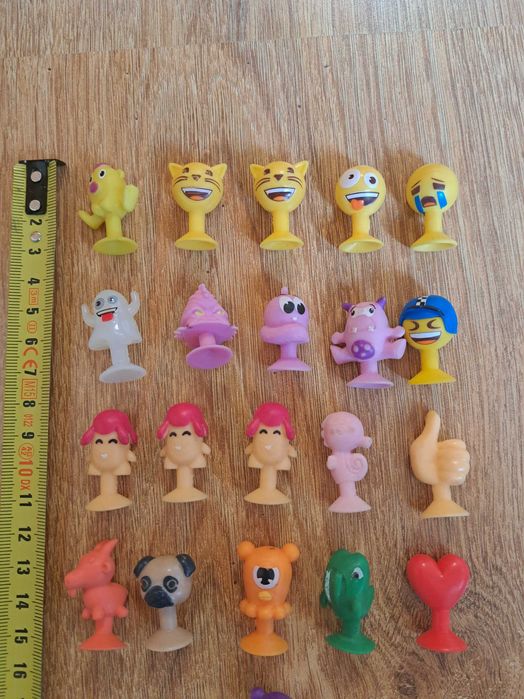 Lot de 21 figurine stikeez diverse colectii