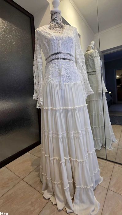 Rochie matase si dantela pentru mireasă/bal/petrecere