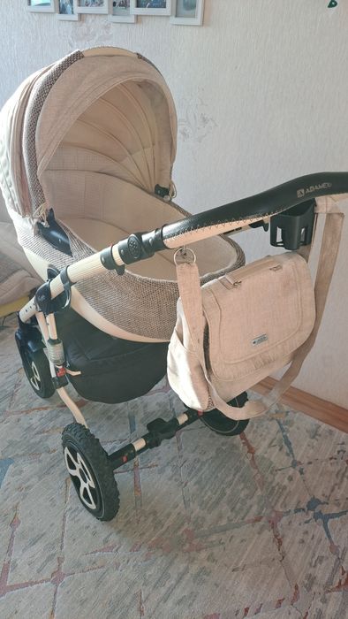 Продам Коляску 3 в 1