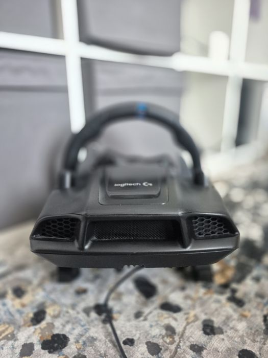 Volan Logitech G29