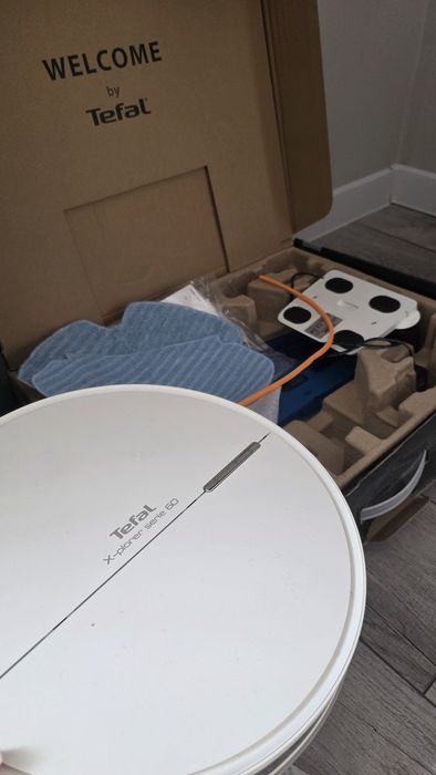 Продам робот - пылесос