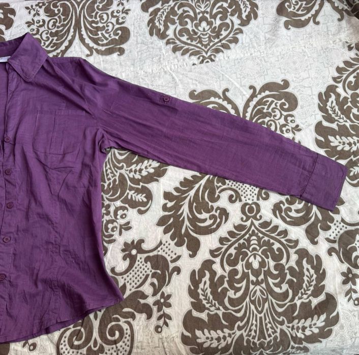 фиолетовая рубашка