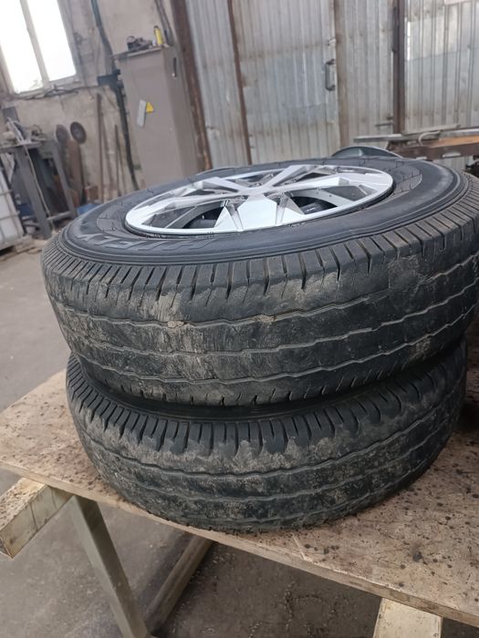 Диски с резиной зимней