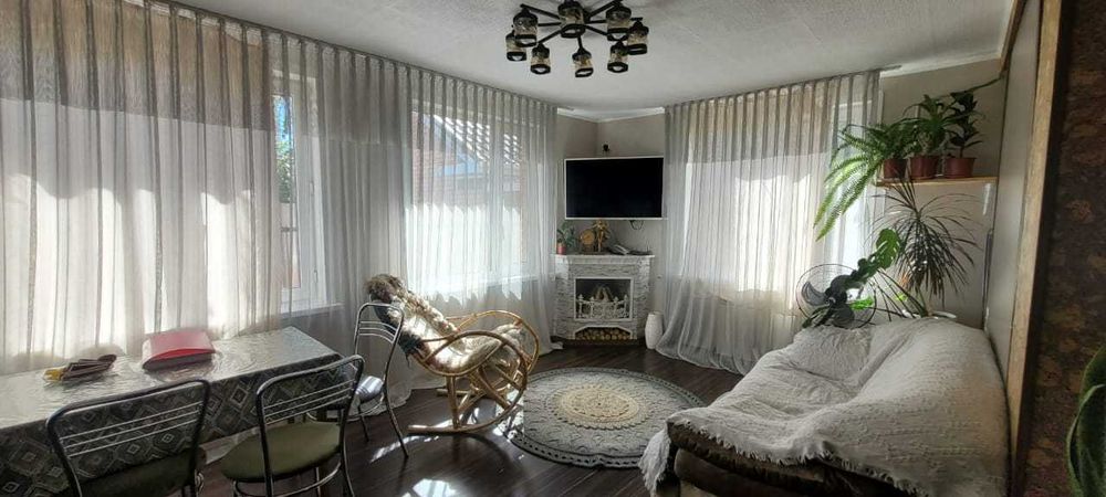 Продается частный дом в 4 мкр